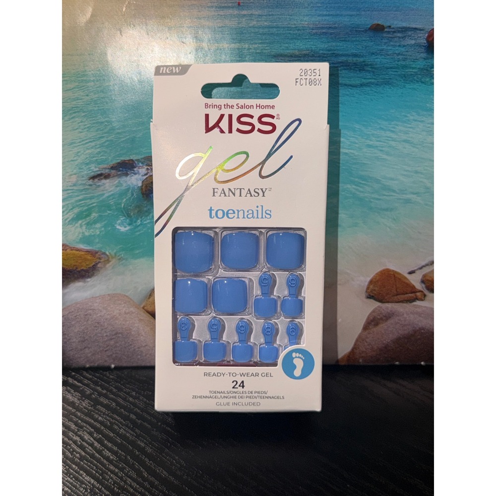 KISS Gel Fantasy Toenails 24 Ready-to-Wear Press-On Nails Sky Blue Glue On - Picture 2 of 2
